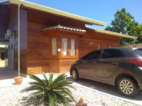 Casa praia bombinhas 130m mar